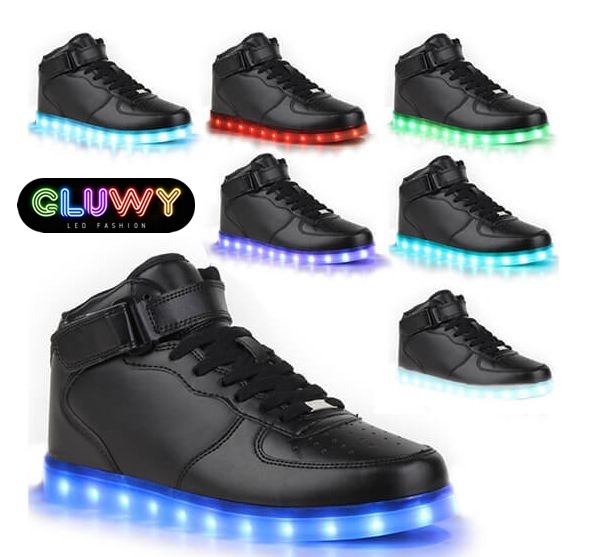 LED sijoči črni čevlji superge
