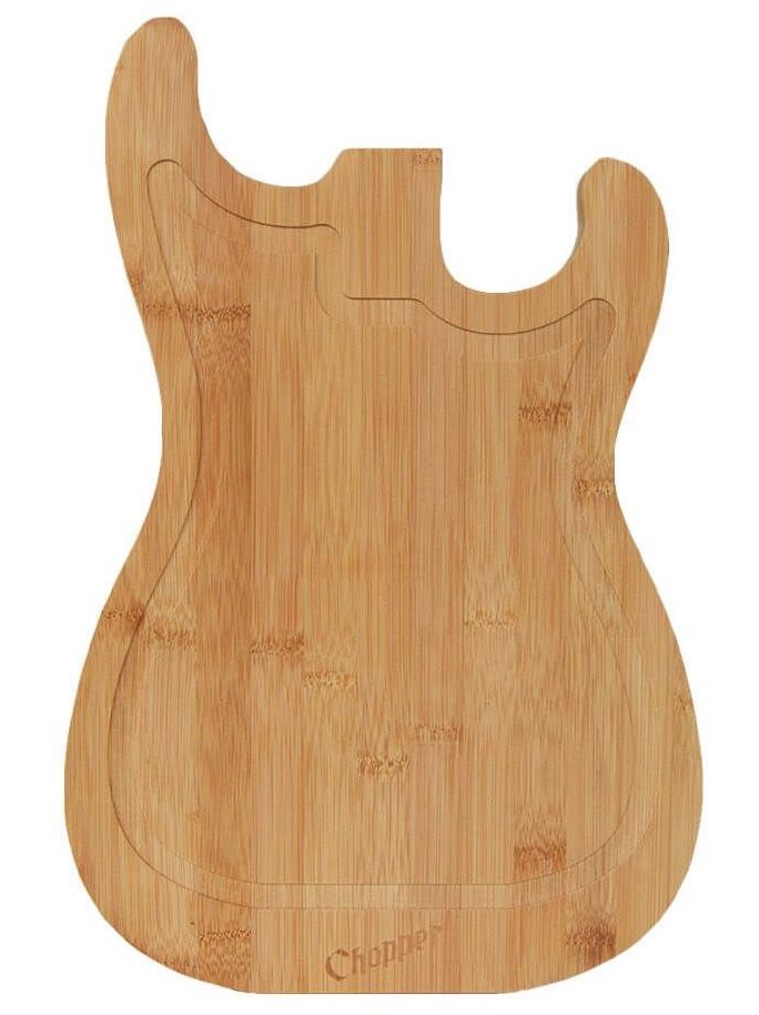 lesena deska za rezanje v obliki kitare
