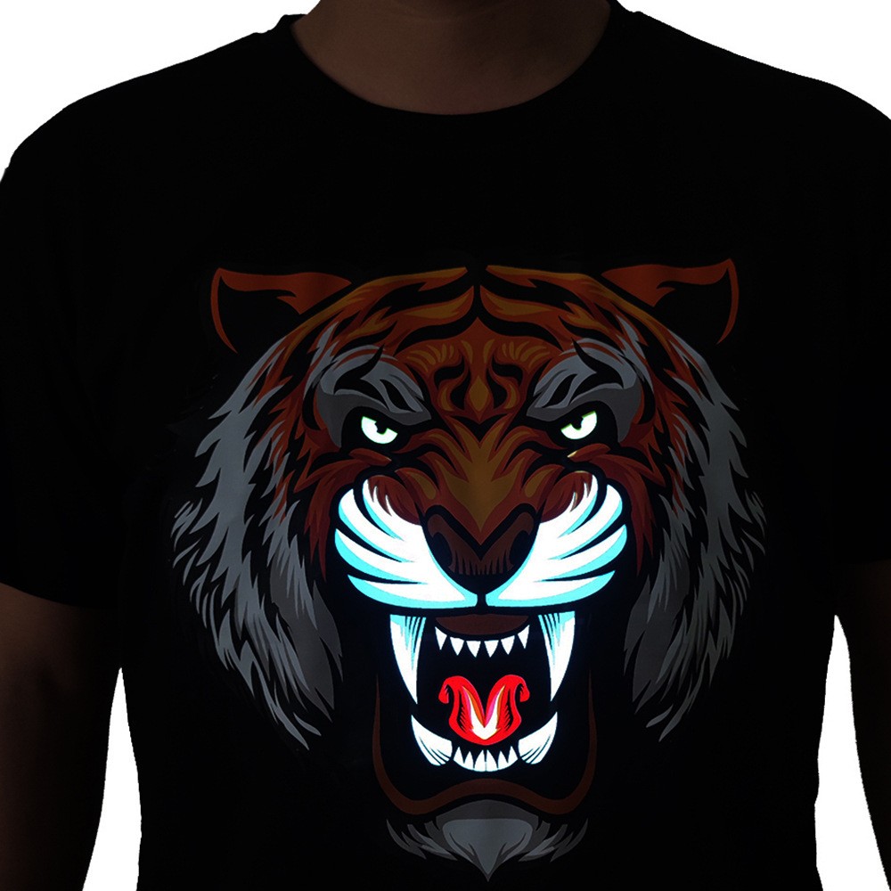 t-shirt majica s tigrovo led utripajočo osvetlitvijo
