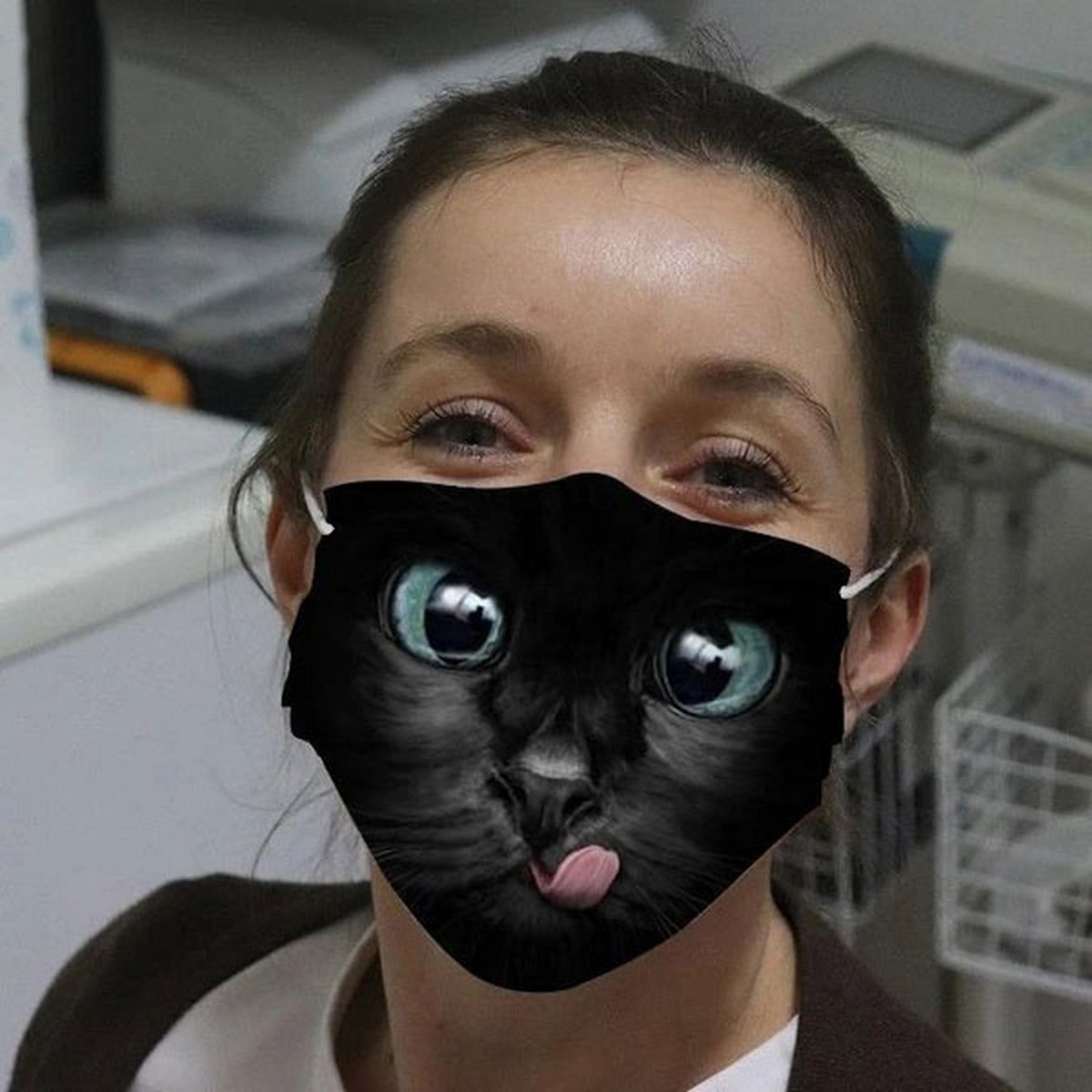mačka za obraz črna
