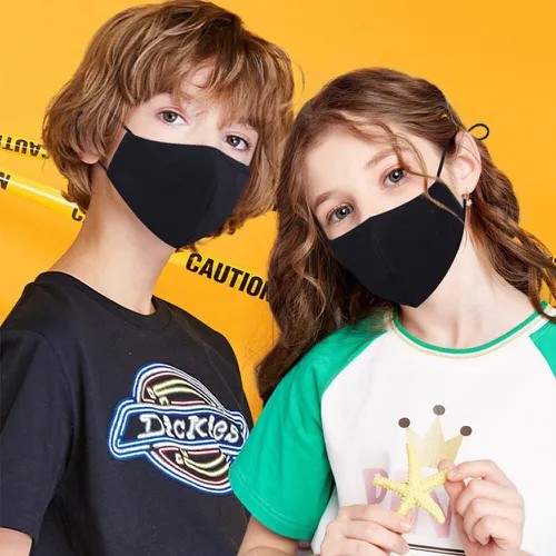 črna zaščitna maska za otroke