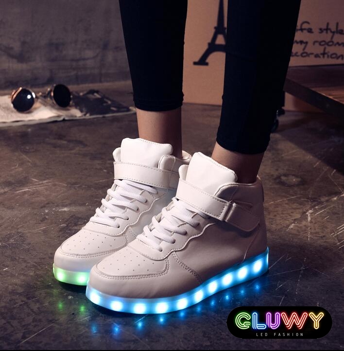 LED svetleči škornji bele patike
